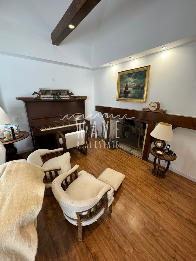 Casa ID.4536 - Venta espectacular casa 4 dorm Mansa, Punta del Este 