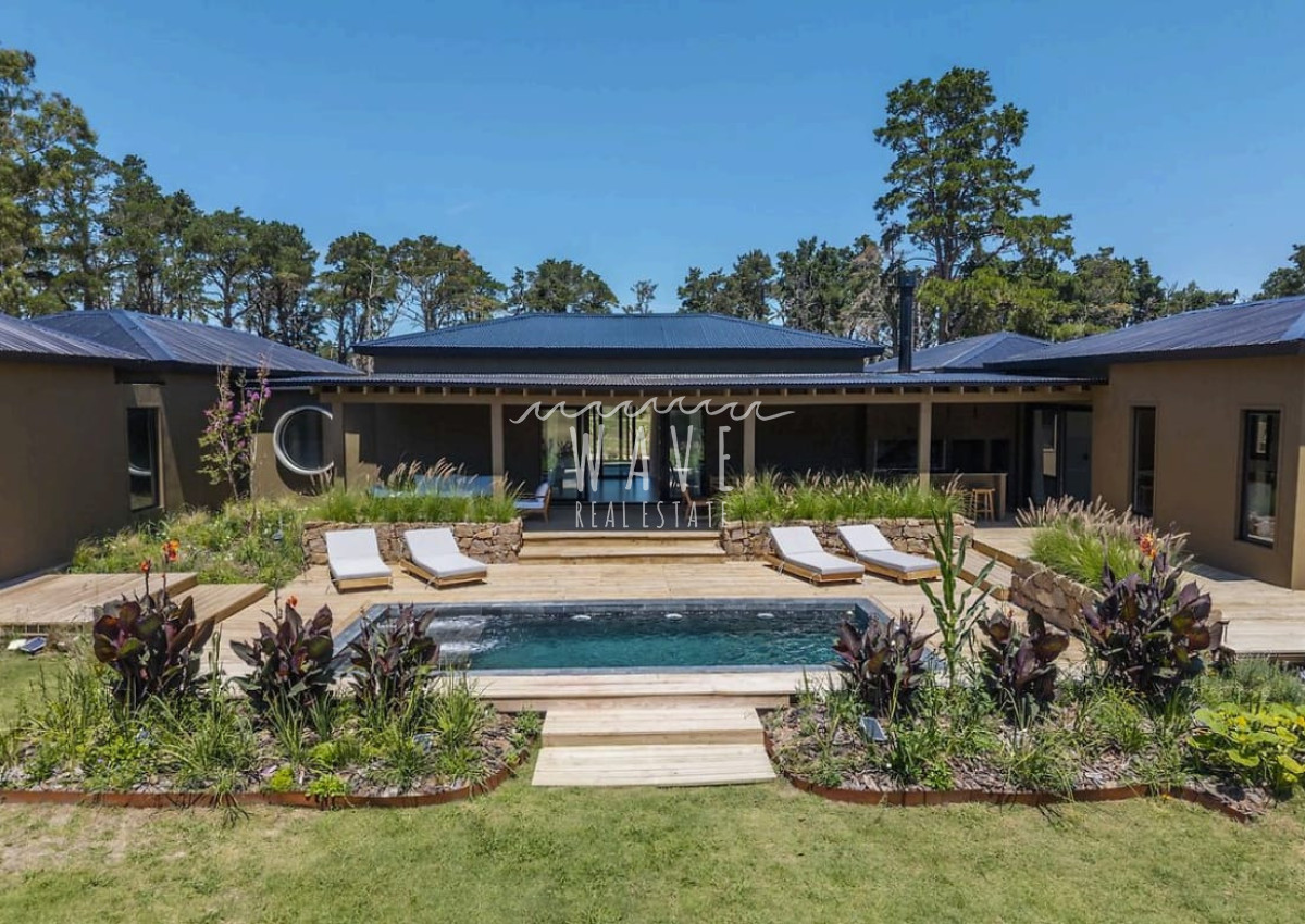 Casa ID.5413 - Venta Alquiler Casa 4 dormitorios Puerto Quetzal La Barra 