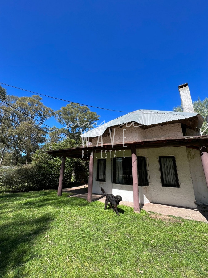 Casa ID.3734 - La Barra, El Tesoro, 3 dormitorios, estar, 2 baños, parrillero.
