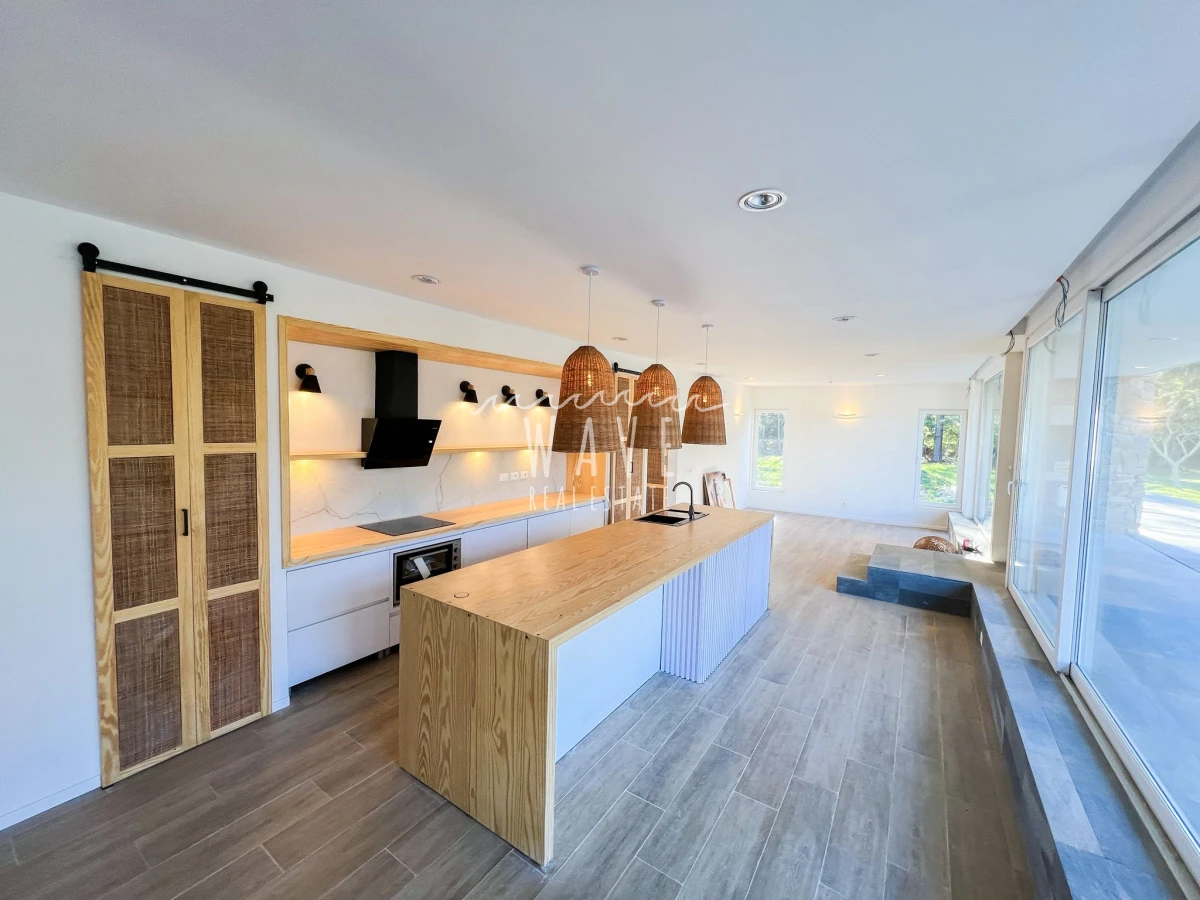 Casa ID.4985 - Alquiler de verano, Casa de 3 dormitorios en Barrio Privado, Punta Ballena, con piscinas y parrillero