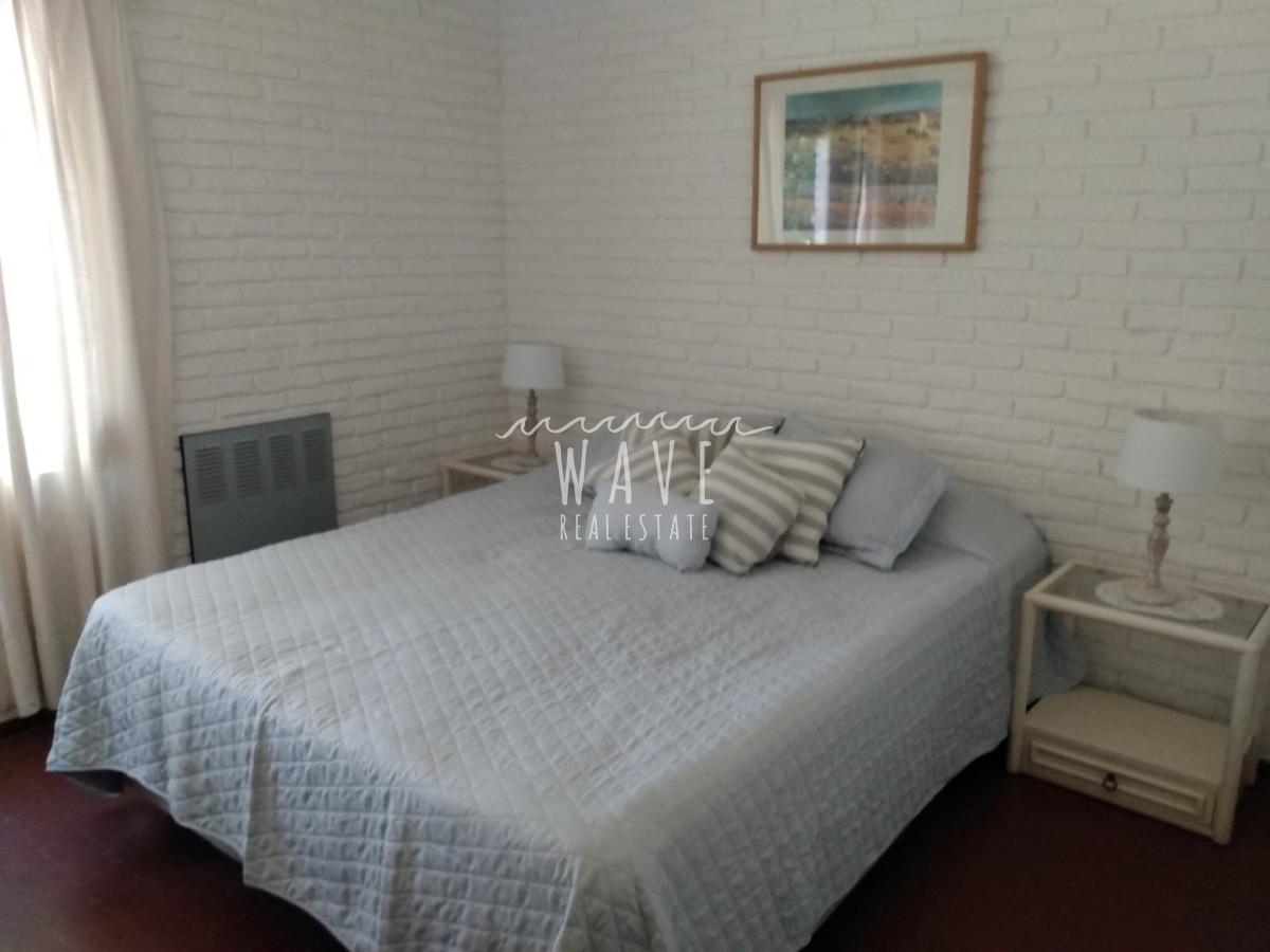 Casa ID.5407 - Casa en playa mansa alquiler invernal y temporal 