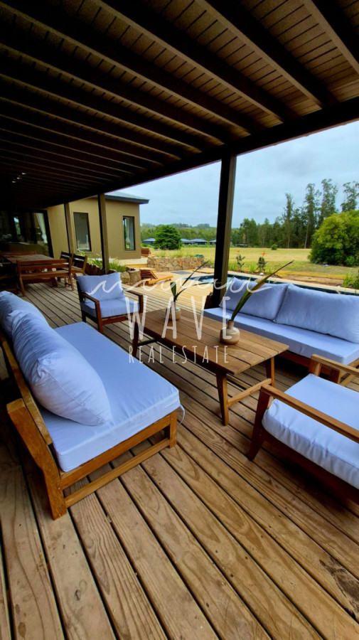 Casa ID.5413 - Venta Alquiler Casa 4 dormitorios Puerto Quetzal La Barra 