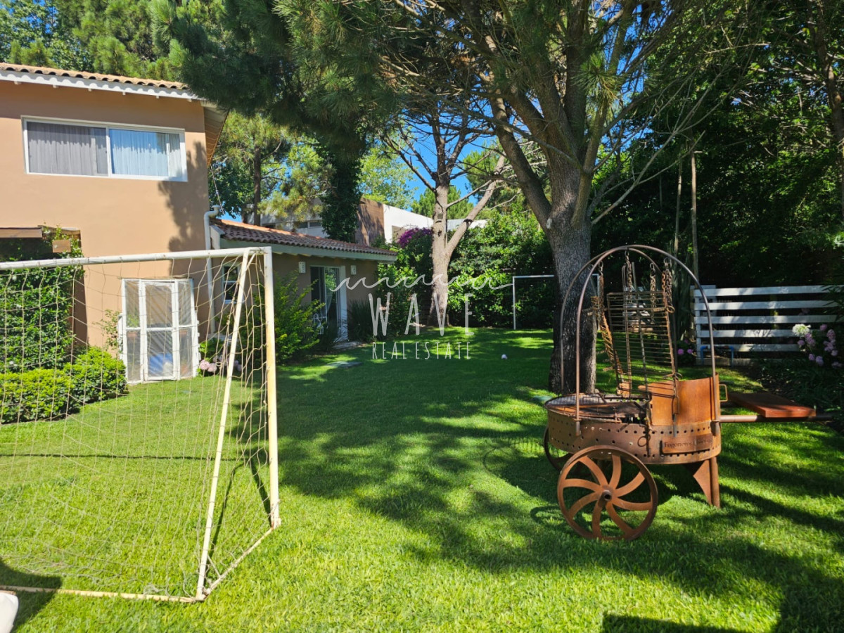 Casa ID.5461 - Venta Casa La Arbolada, Barrio Privado Punta del Este 