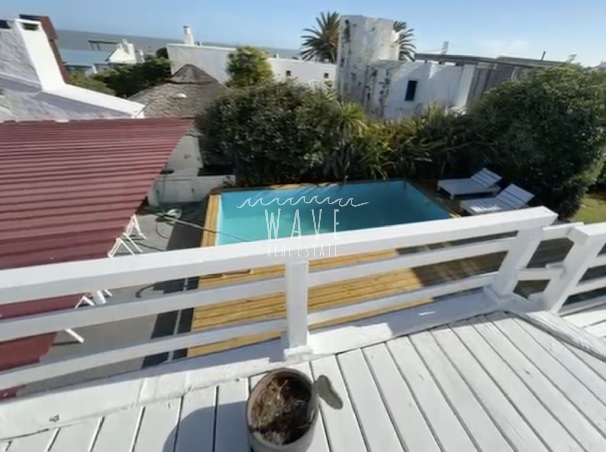 Casa ID.4975 - Venta de casa , con 4 dormitorios  en La Barra