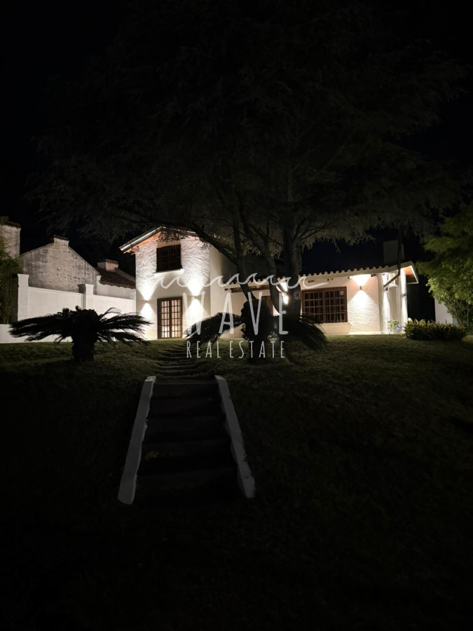 Casa ID.4257 - San Rafael, PDA 12. 3 dormitorios, dep. serv c baño, alarma, cerramiento.
