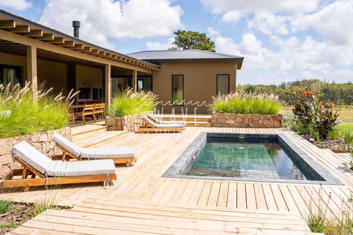 Casa ID.5413 - Venta Alquiler Casa 4 dormitorios Puerto Quetzal La Barra 