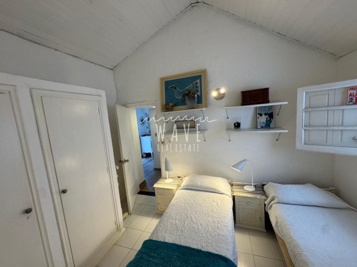 Casa ID.5952 - Alquiler temporada y venta casa 4 dormitorios a pasos del mar en la barra 