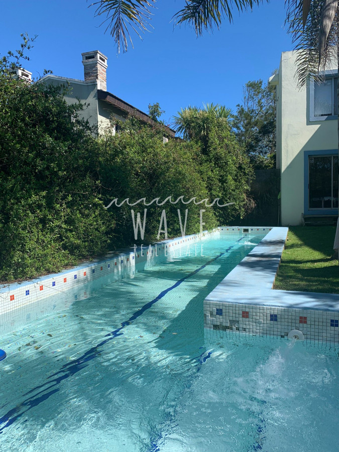 Casa ID.5166 - Espectacular casa a la venta en Montoya 