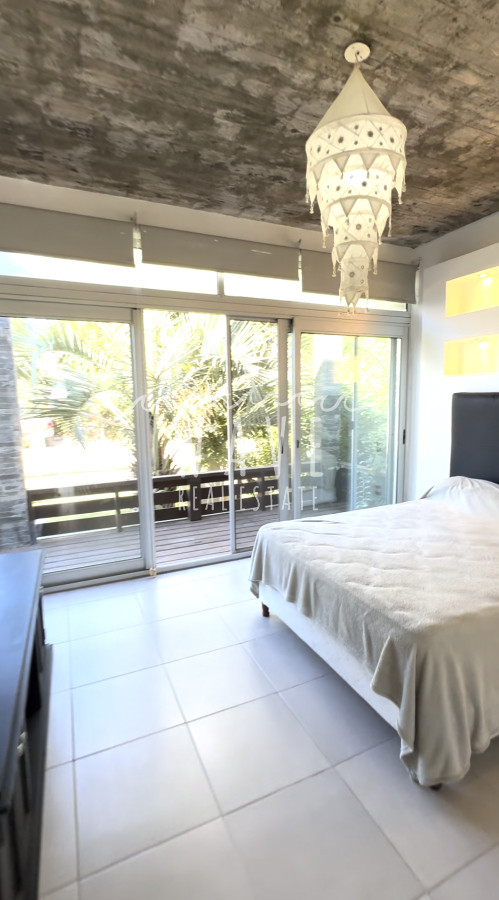 Casa ID.4739 - Alquiler Invernal o Anual en San Vicente, Casa muy bien preparada para el invierno. 3 dormitorios, piscina.