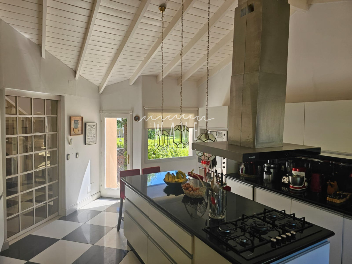 Casa ID.5461 - Venta Casa La Arbolada, Barrio Privado Punta del Este 