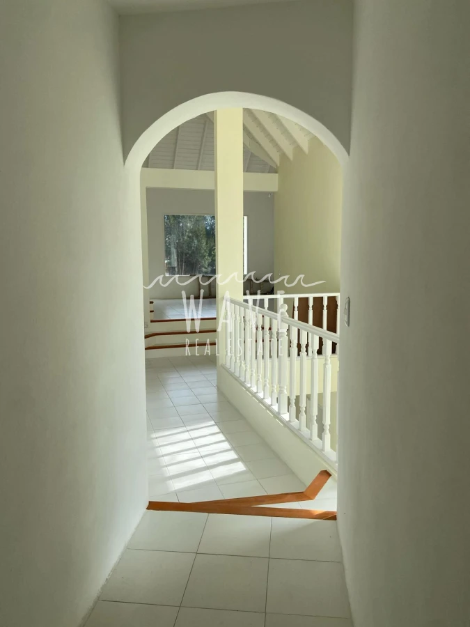 Casa ID.5036 - Venta de Casa de 6 dormitorios en Balneario Buenos Aires, con piscina