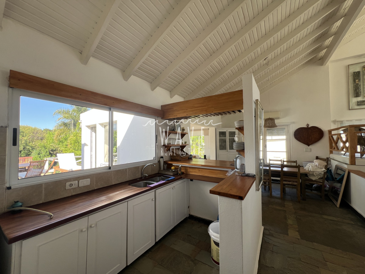 Casa ID.5149 - Casa en alquiler temporada mansa parada 43 primera línea 