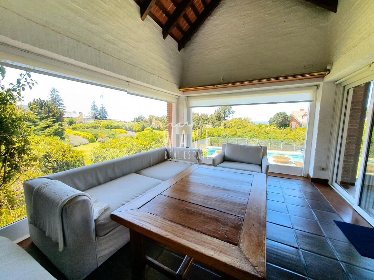 Casa ID.1393 - Venta de Casa de 6 dormitorios en San Rafael, Punta del Este.