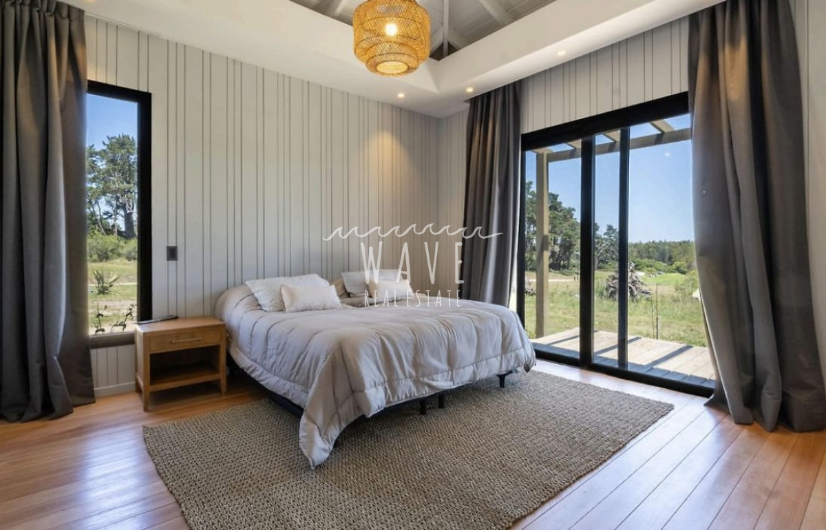 Casa ID.5413 - Venta Alquiler Casa 4 dormitorios Puerto Quetzal La Barra 