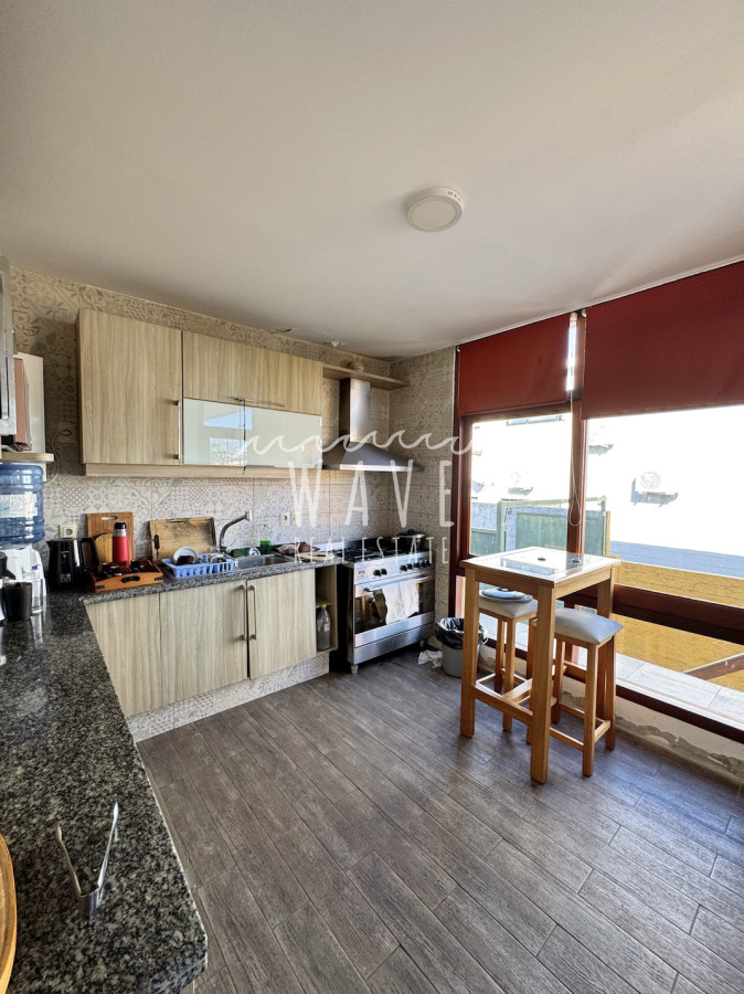 Casa ID.4905 - Venta de Apartamentos, de 2 y 3 dormitorios, en Las Delicias, a 4 cuadras de la Playa