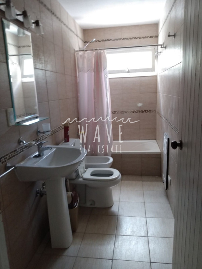 Casa ID.5407 - Casa en playa mansa alquiler invernal y temporal 