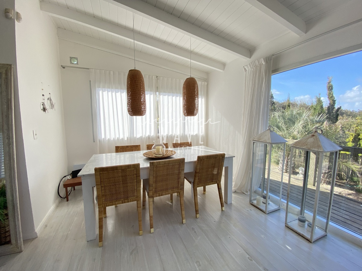 Casa ID.1409 - VENTA- JOSE IGNACIO-CASA CON PISCINA Y VISTA AL MAR-
