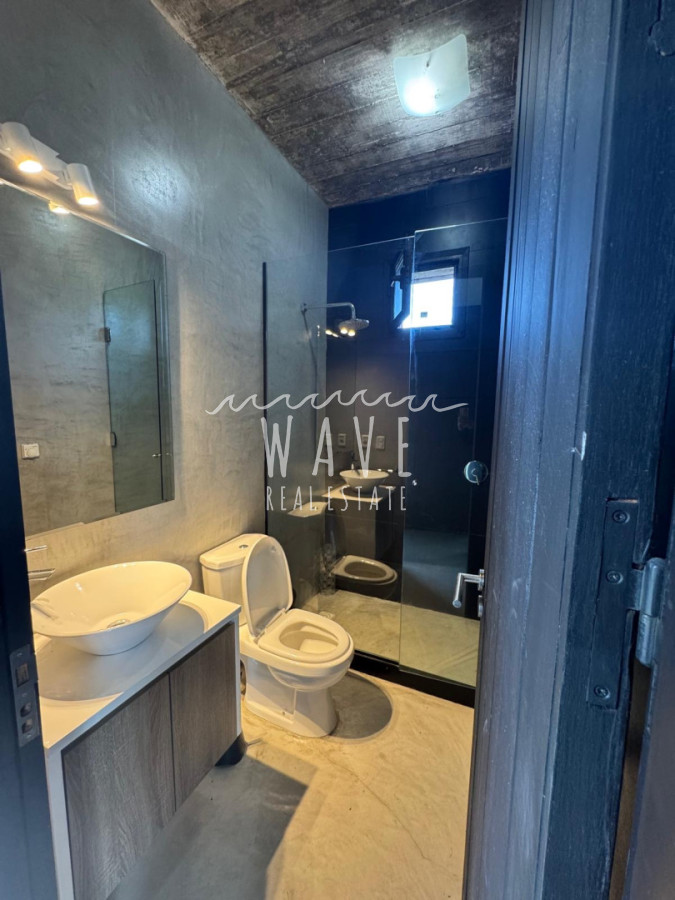 Casa ID.5443 - Venta de casa de 4 dormitorios en la venta en La Arbolada, Punta del Este