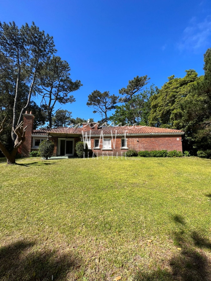 Casa ID.3898 - Casa en alquiler temporal en Golf, inmejorable ubicación, 5 dormitorios y servicio