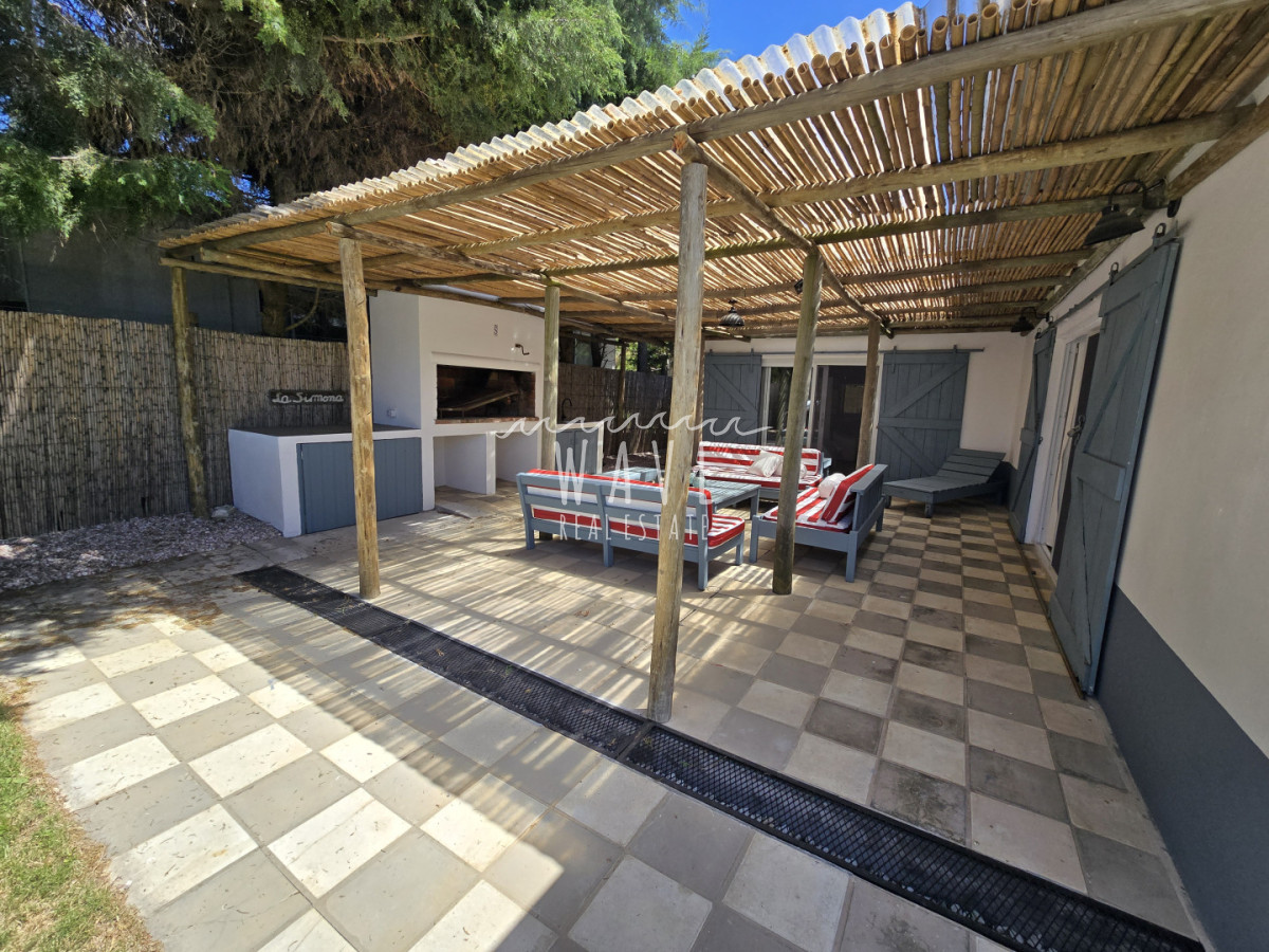 Casa ID.5269 - Venta de casa de 2 dormitorios en La Juanita, José Ignacio