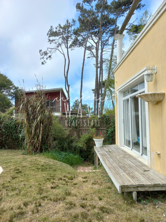 Casa ID.5318 - Venta de casa de 4 dormitorios en Montoya, La Barra