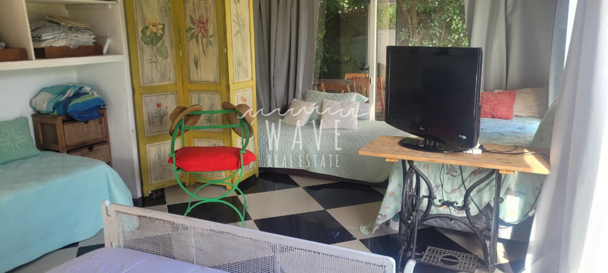Casa ID.802 - Casa en Alquiler Temporal de Verano, con 3 dormitorios, en Balneario Buenos Aires, 50 metros del mar