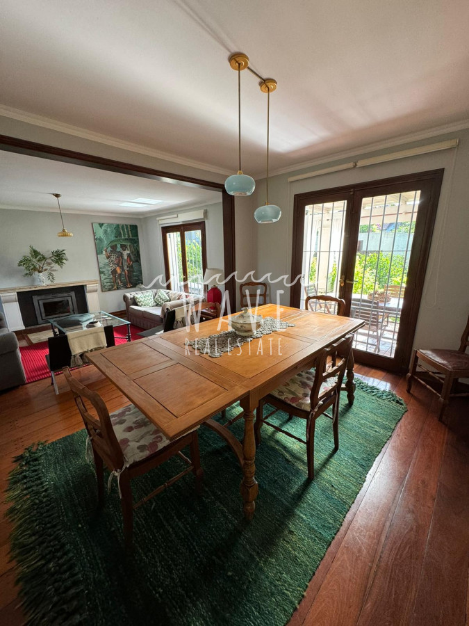 Casa ID.4608 - Mansa, Alquiler Temporada, 4 dormitorios, piscina climatizada. Disponible.