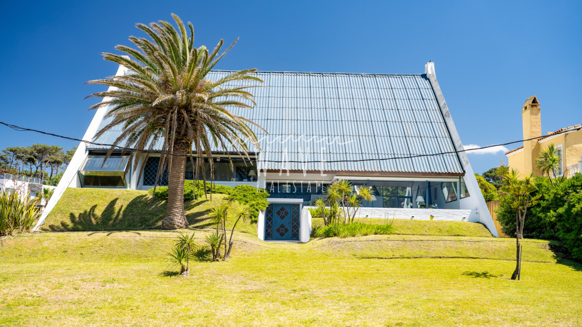 Casa ID.5220 - Venta de casa de 3 dormitorios + dep. en Montoya, La Barra