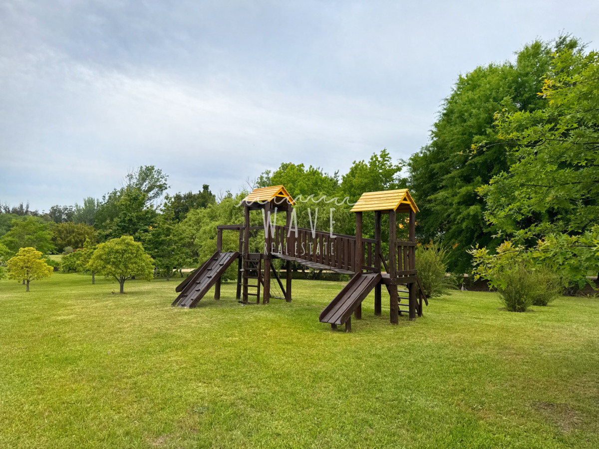 Casa ID.5037 - Venta, Casa de 3 dormitorios en Camino Lussich, Maldonado