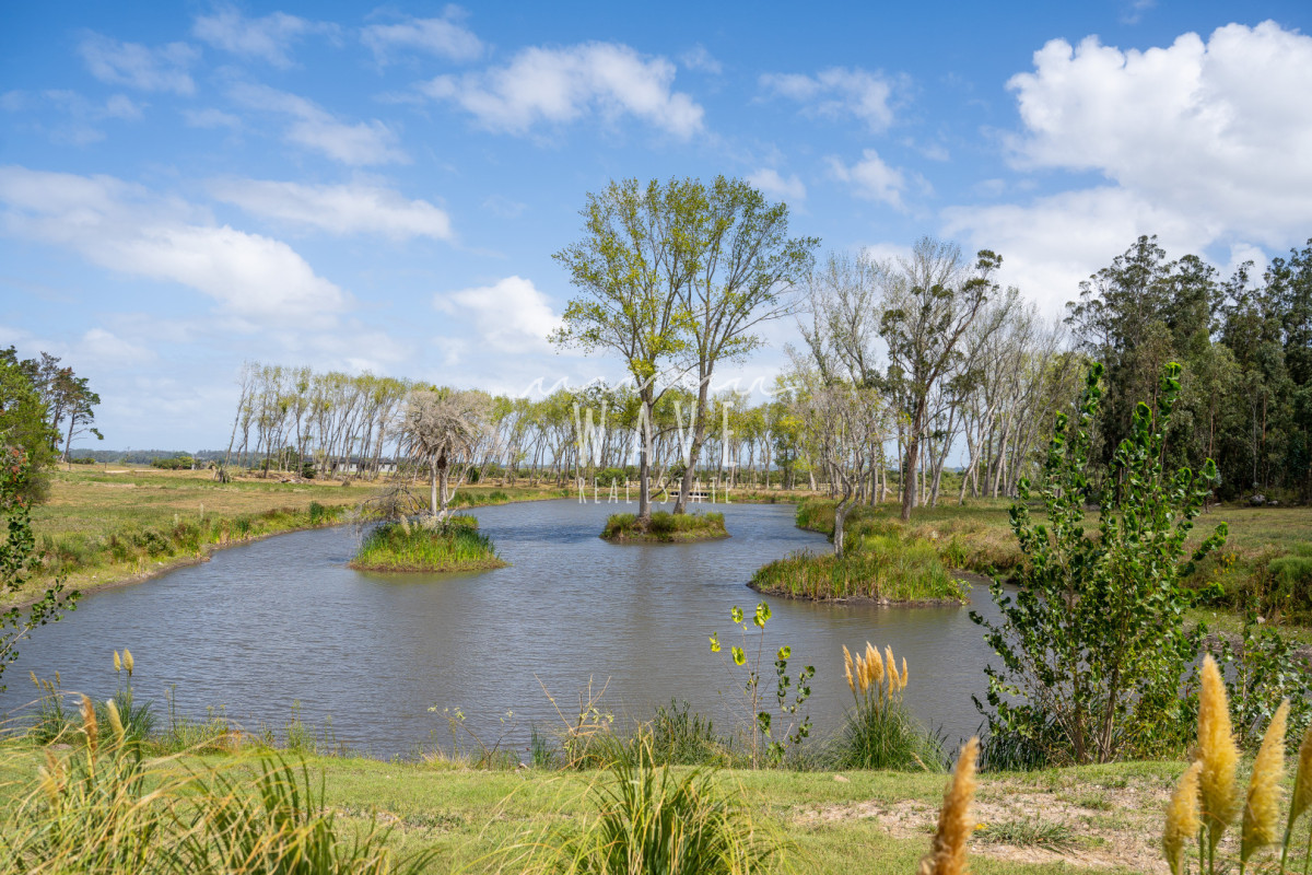 Casa ID.5413 - Venta Alquiler Casa 4 dormitorios Puerto Quetzal La Barra 