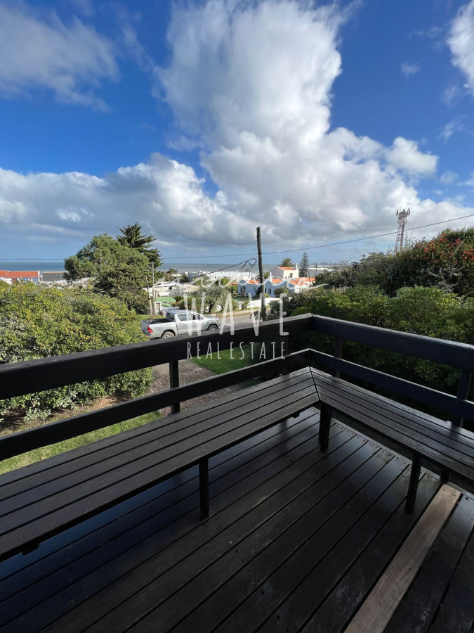 Casa ID.1790 - CASA EN VENTA La Barra  4 suites, a metros de Shopping OH.