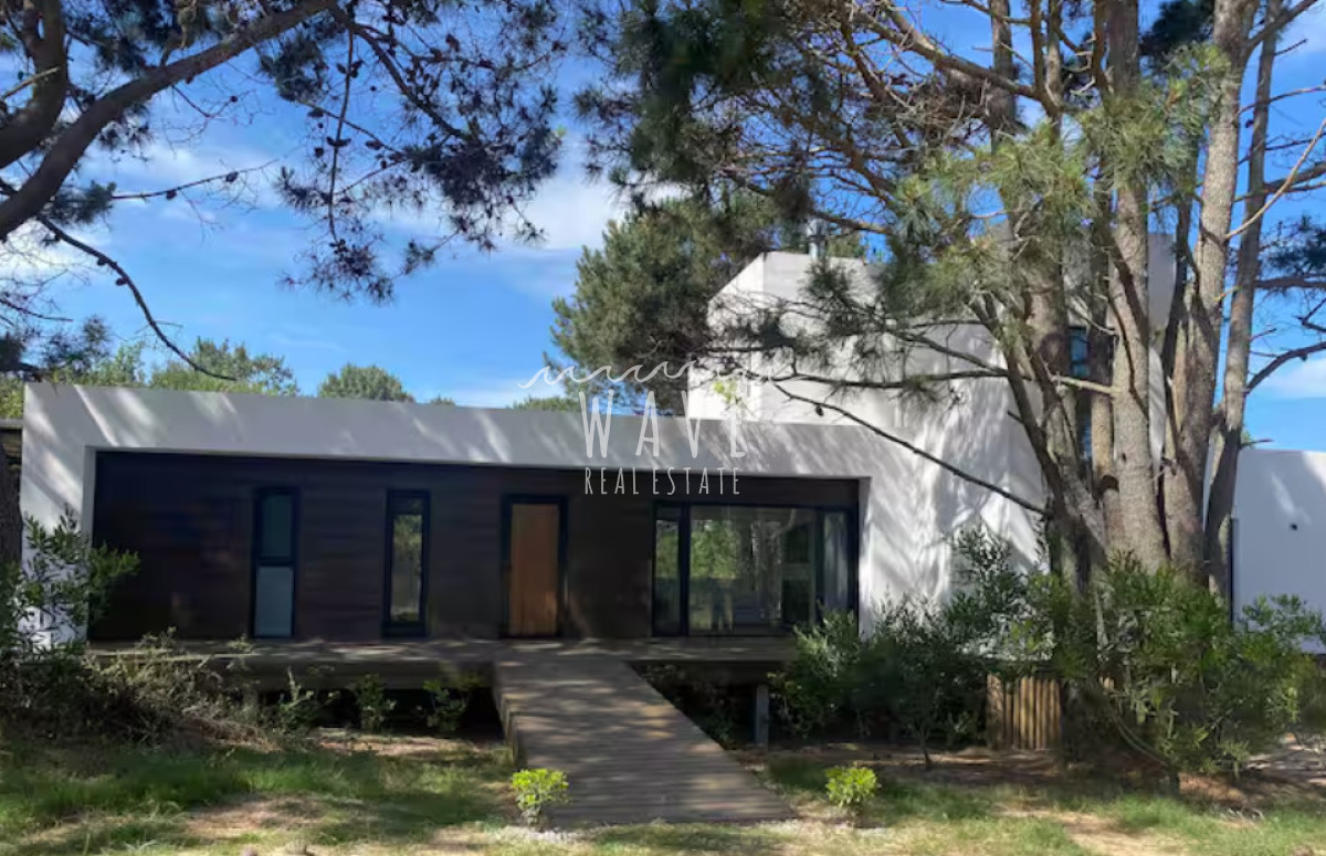 Casa ID.5650 - Venta Alquiler Casa Laguna Escondida 3 suites