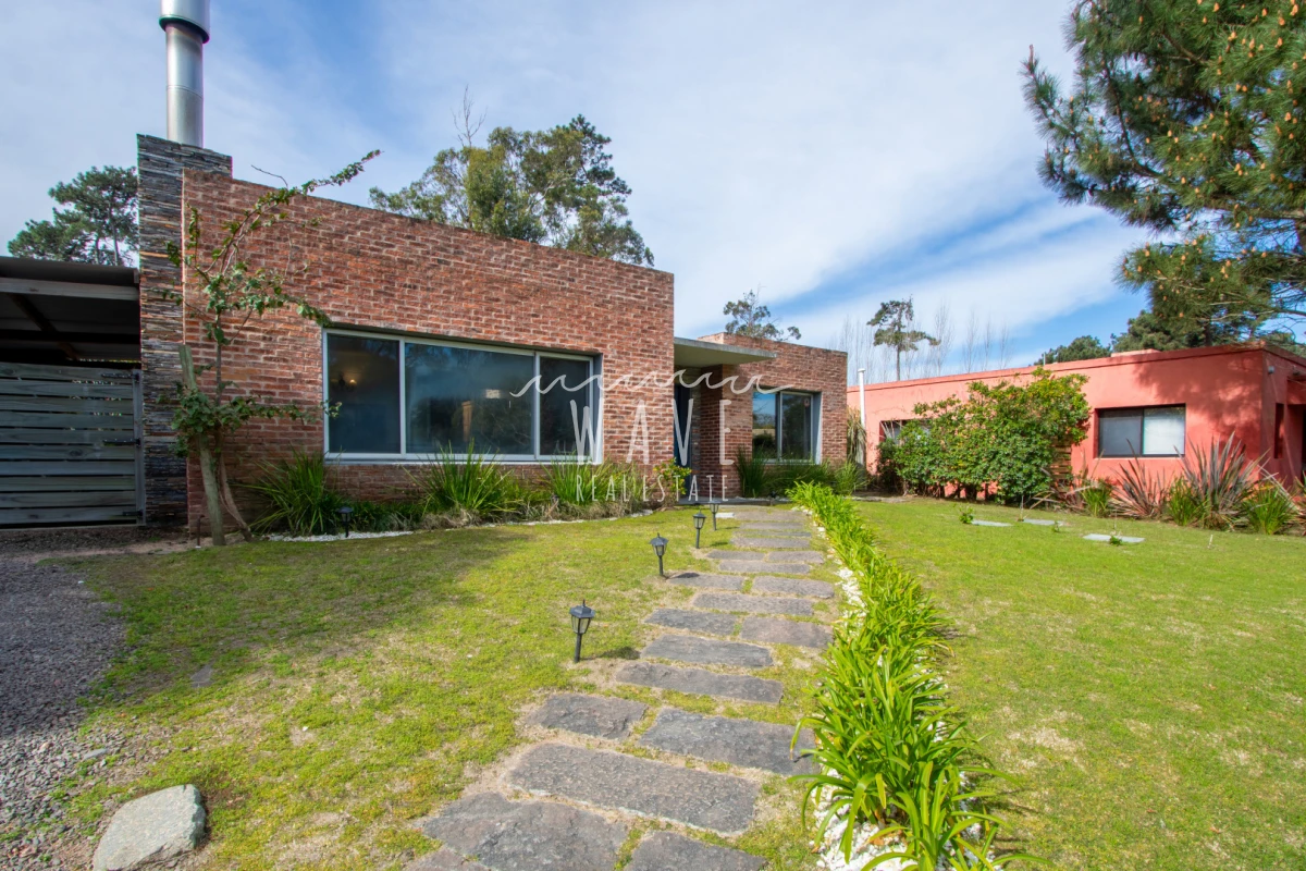 Casa ID.6082 - Venta casa en barrio privado La Arbolada, Punta del Este 