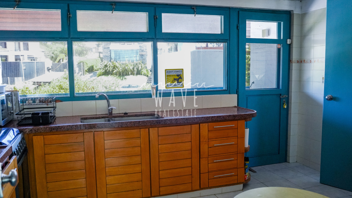 Casa ID.5220 - Venta de casa de 3 dormitorios + dep. en Montoya, La Barra