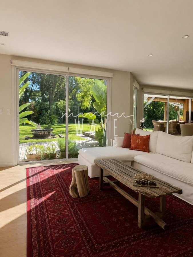 Casa ID.5857 - Hermosa casa en Punta del Este 