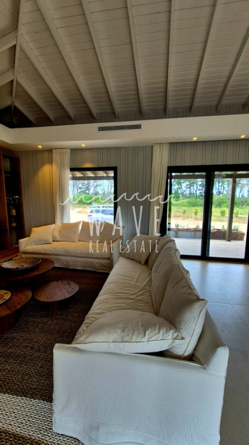 Casa ID.5413 - Venta Alquiler Casa 4 dormitorios Puerto Quetzal La Barra 