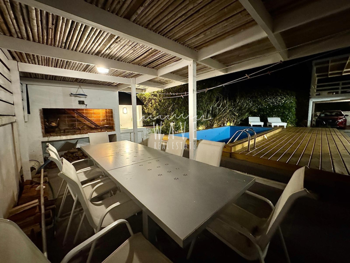 Casa ID.5952 - Alquiler temporada y venta casa 4 dormitorios a pasos del mar en la barra 