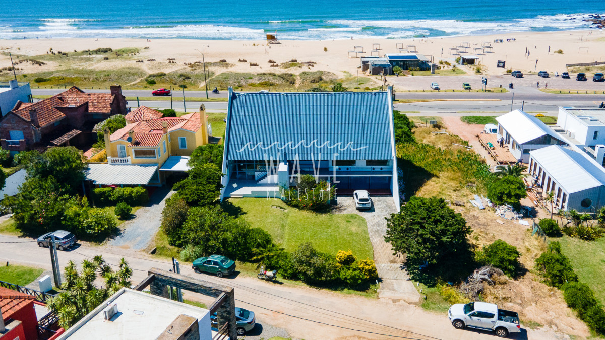 Casa ID.5220 - Venta de casa de 3 dormitorios + dep. en Montoya, La Barra