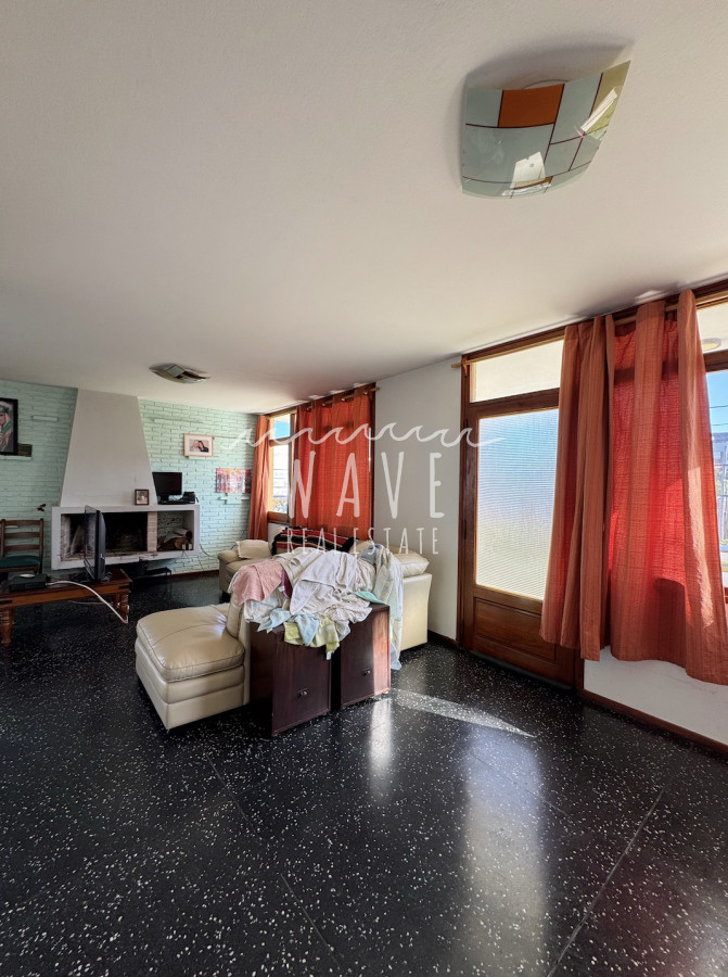 Casa ID.4905 - Venta de Apartamentos, de 2 y 3 dormitorios, en Las Delicias, a 4 cuadras de la Playa