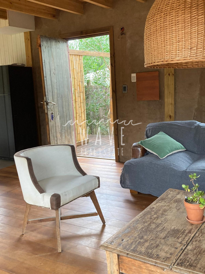 Casa ID.1633 - Alquiler de Verano, Casa de 2 dormitorios en Balneario Buenos Aires, 90 m2