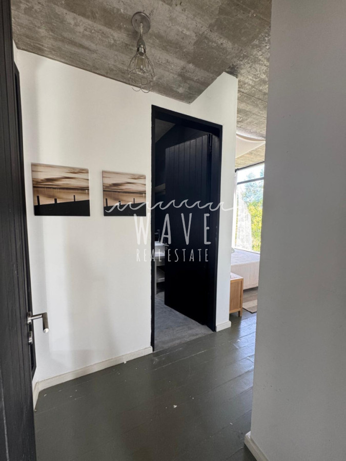 Casa ID.5443 - Venta de casa de 4 dormitorios en la venta en La Arbolada, Punta del Este