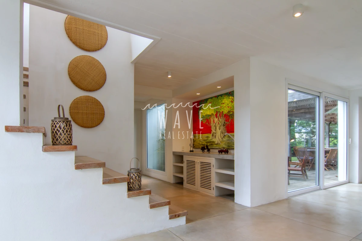 Casa ID.6135 - Venta Alquiler Casa 4 dormitorios y servicio Pinar del Faro 