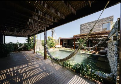 Casa en Alquiler de Verano, con 3 dormitorios en Suite + Casa de Huéspedes en  Punta Piedras, El Chorro