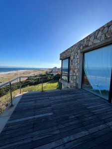 Frente al mar, en El Chorro. 3 suites y casa de huespedes