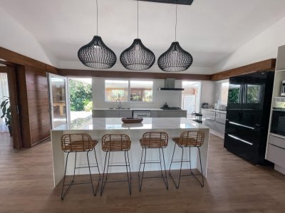 Hermosa casa en playa mansa para 12 personas alquiler temporada 