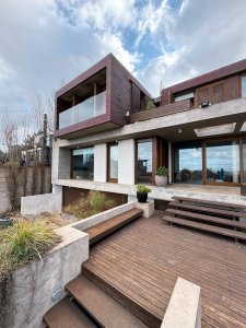 Espectacular casa moderna con vista al mar en alquiler de verano 