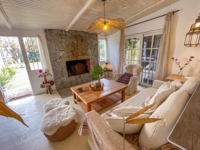 Alquiler de Verano, Casa de 3 dormitorios+ dependencia en El Tesoro, La Barra