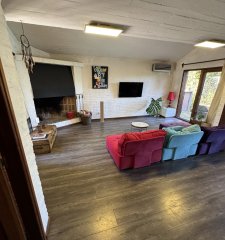 Venta, Casa de 4 dormitorios en Playa Mansa, con piscina y parrillero