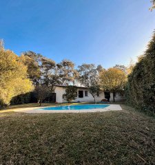 Casa Tradicional en Venta, San Rafael, Punta del Este, 4 Dormitorios.