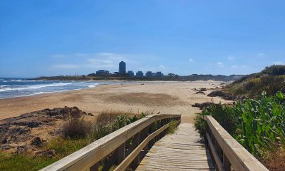 VENTA Y ALQUILER DE CASA DE 3 DORMITORIOS, 2 SUITES Y 3 BAÑOS EN LA BARRA